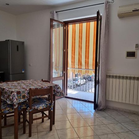 L'Angolo Dei Barcaioli Apartment Palermo Exterior foto
